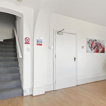 Stunning Studio Flat With Free On-Street Parking! Stadtteil Plumstead Exterior foto
